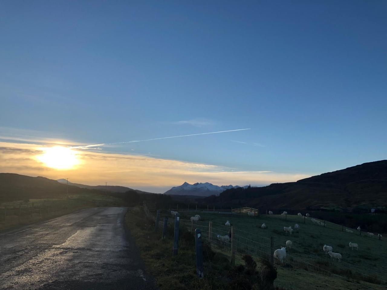 Isle Of Skye Camping Pods エクステリア 写真